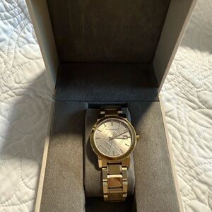 Authentic Burberry Unisex Gold 34mm Watch
